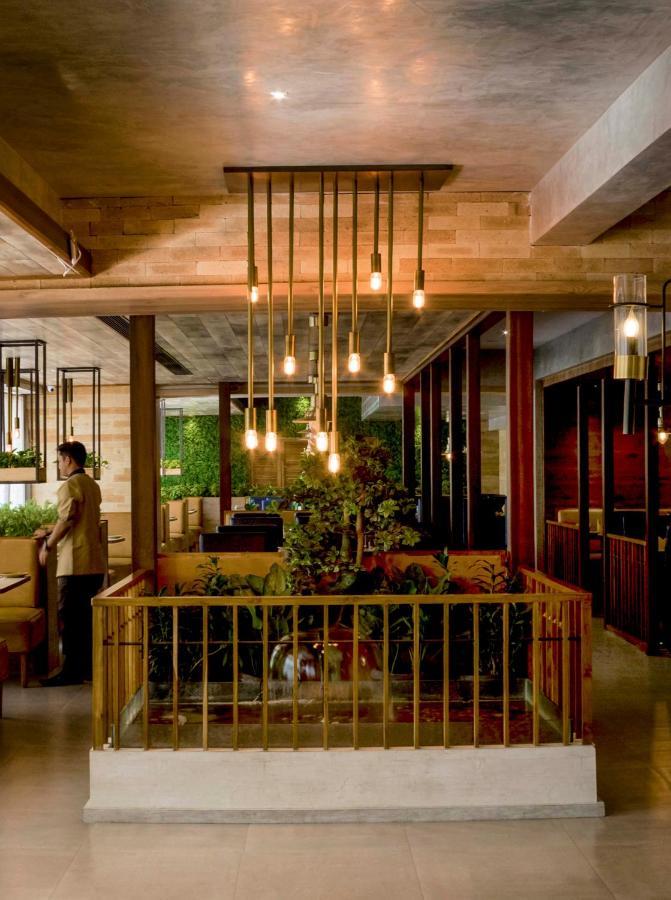 Hotel Kinara Grand Хайдарабад Экстерьер фото